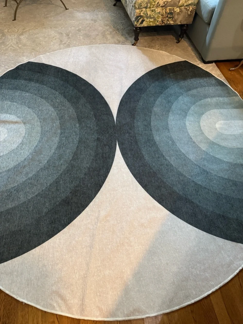 Ruggable Round Sage Green and Cream 8 ft round rug